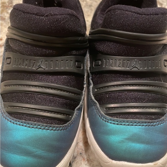 Air Jordan 11 Retro Little Flex - Picture 6 of 12
